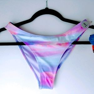 Beautiful bikini bottom, 🆕 with tags . Forever 21